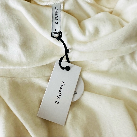 NWT Z Supply Women’s Sz Large Cream Long Sleeve Skimmer Mock Neck Shirt - Picture 5 of 9